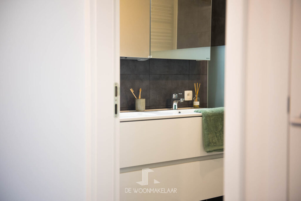 Gelijkvloers Appartement met Tuin Te Koop via De Woonmakelaar, Matenstraat, 2845 Niel