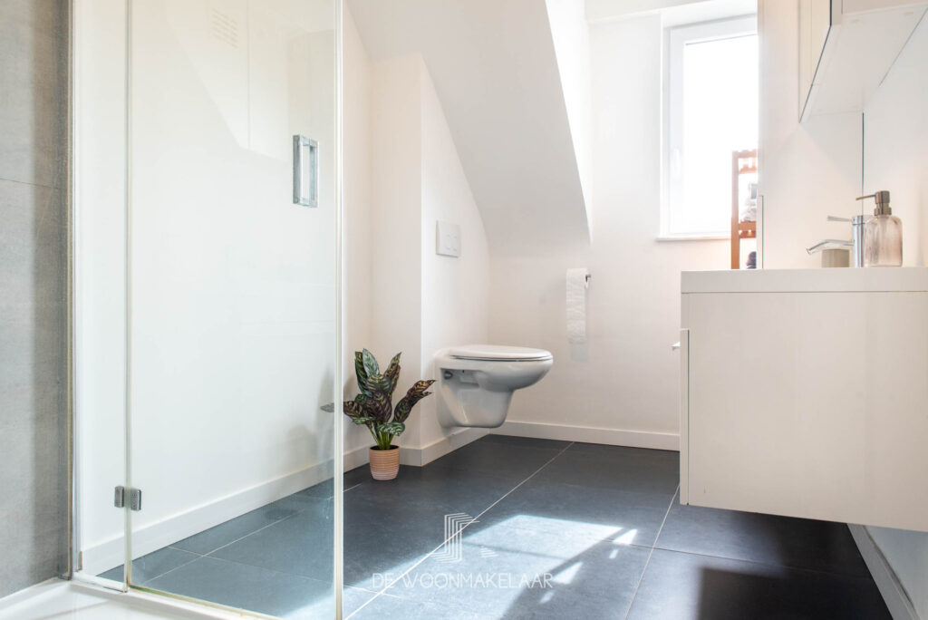 Halfopen bebouwing met 4 slaapkamers, zuidtuin en garage - Kapelstraat 149, Schelle - Te koop via De Woonmakelaar