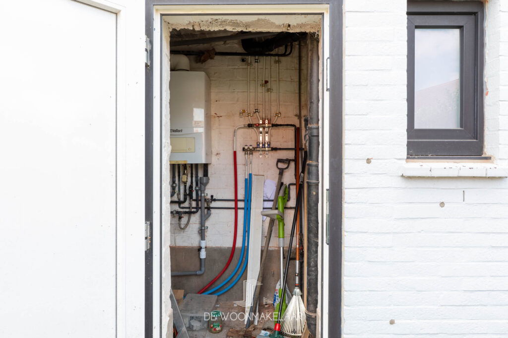 Hoekwoning met 3 slaapkamers, tuin en garage - Kerkhofstraat 25, Schelle - Te koop via De Woonmakelaar