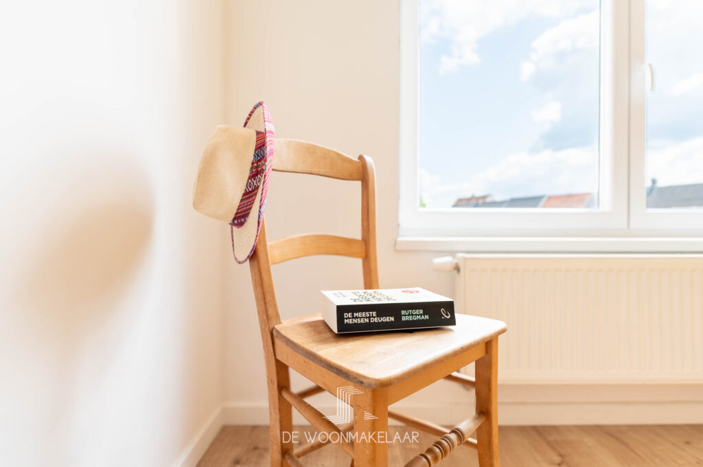 Gerenoveerd appartement met 2 slaapkamers en terras in hartje Niel - Kapelstraat 15, Niel - Te koop via De Woonmakelaar