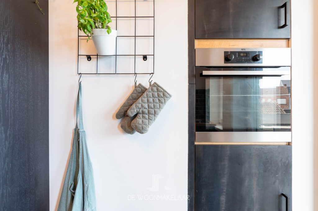 Gerenoveerd appartement met 2 slaapkamers en terras in hartje Niel - Kapelstraat 15, Niel - Te koop via De Woonmakelaar