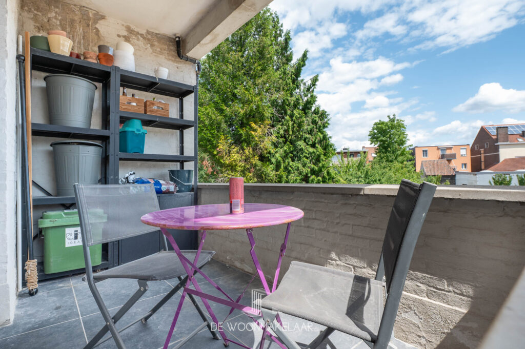 Gerenoveerd appartement met 2 slaapkamers en terras in hartje Niel - Kapelstraat 15, Niel - Te koop via De Woonmakelaar