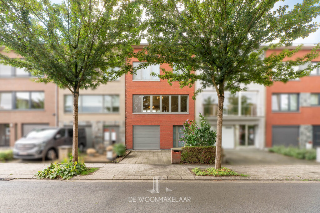 Bel-etage met 3 slaapkamers, garage en tuin in Aartselaar - Jacob Smitslaan 5, Aartselaar - Te koop via De Woonmakelaar