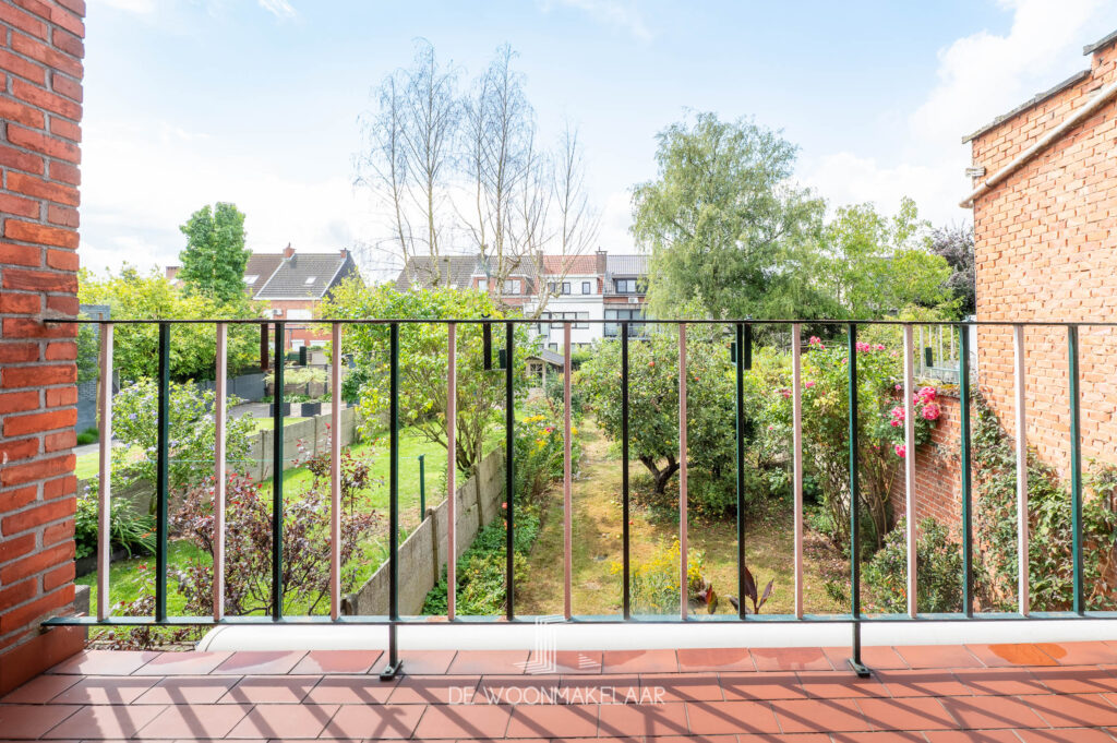 Bel-etage met 3 slaapkamers, garage en tuin in Aartselaar - Jacob Smitslaan 5, Aartselaar - Te koop via De Woonmakelaar