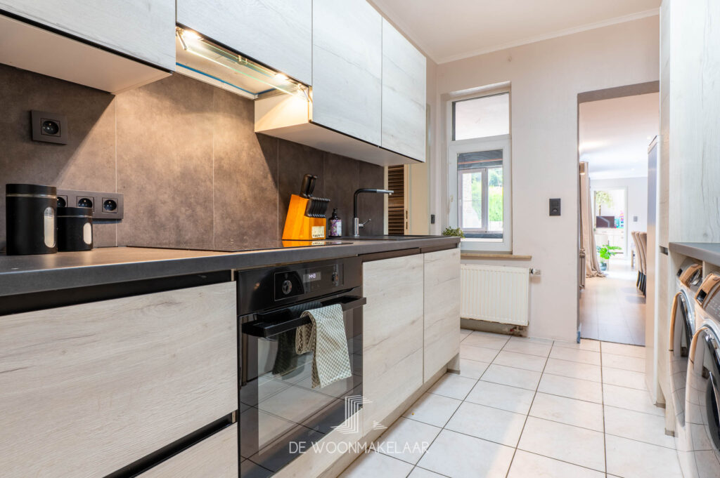 Gelijkvloers appartement met 3 slaapkamers, diepe tuin en garage in Hemiksem - Saunierlei 44, Hemiksem - Te koop via De Woonmakelaar