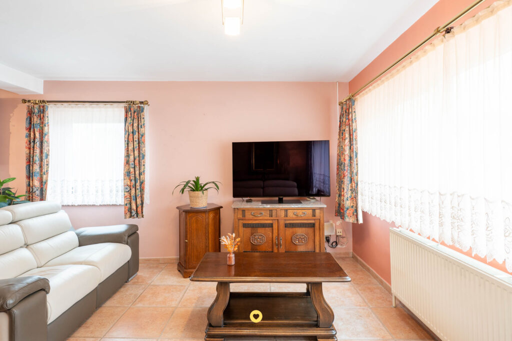 Verzorgd duplex appartement met 3 slaapkamers en terras - Peperstraat 24, Schelle - Te koop via De Woonmakelaar
