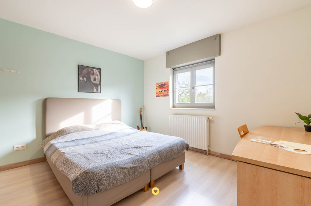 Energiezuinige villa in pastoriestijl met 4 à 5 slaapkamers, garage, zolder en zuidwest tuin - Tuinlei 36, Schelle - Te koop via De Woonmakelaar