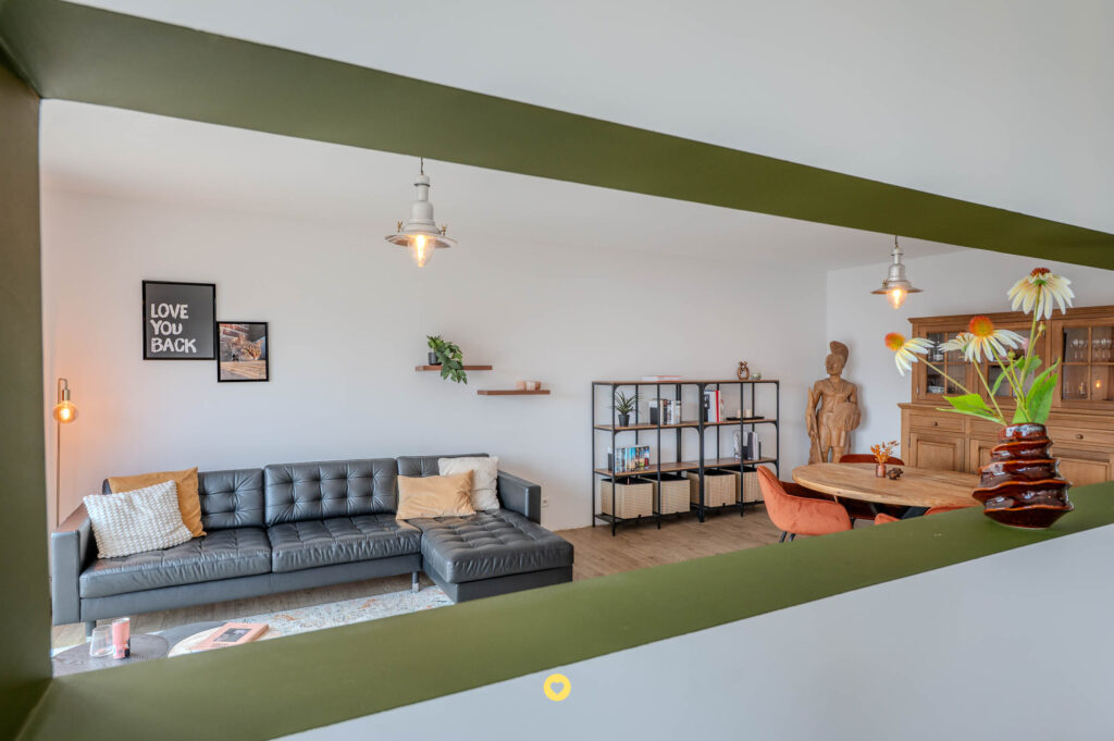 Instapklaar appartement met 2 slaapkamers, terras en garage - Antwerpsestraat 243, Boom - Te koop via De Woonmakelaar