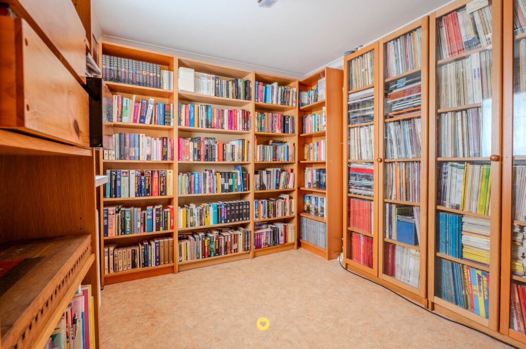 Halfopen bebouwing met praktijkruimte, 4 slaapkamers en zonnig tuin - Bosstraat 140, Boom - Te koop via De Woonmakelaar