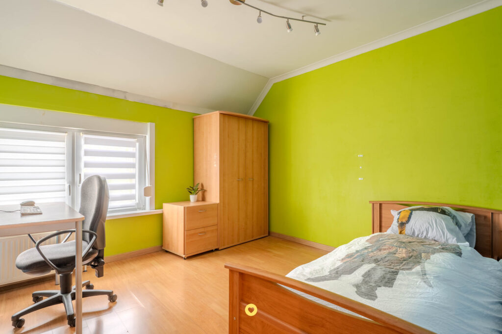 Halfopen bebouwing met praktijkruimte, 4 slaapkamers en zonnig tuin - Bosstraat 140, Boom - Te koop via De Woonmakelaar
