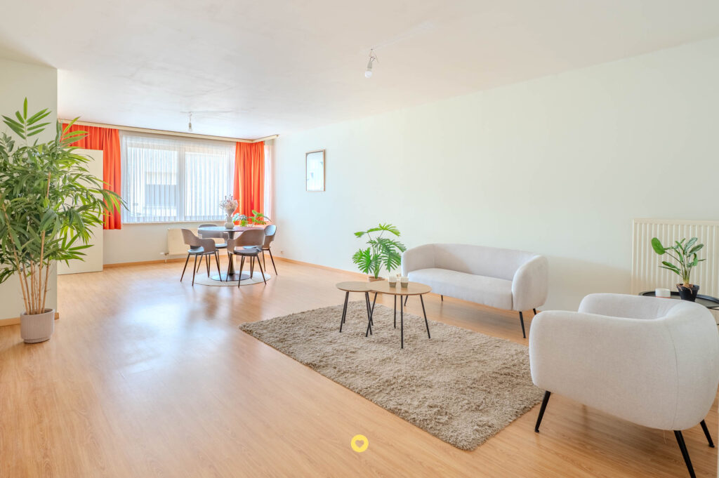Gelijkvloers appartement met 2 slaapkamers, tuin en garagebox (optioneel) - Kerkstraat 24, Hemiksem - Te koop via De Woonmakelaar