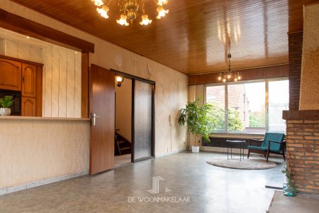 Bel-etage woning met 3 slaapkamers en zuid-west tuin - Leugstraat 154, Aartselaar - Te koop via De Woonmakelaar