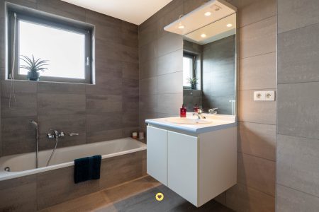 Modern duplex appartement met 3 slaapkamers, 2 badkamers en terras - Gauwberg 1, Boom - Te koop via De Woonmakelaar