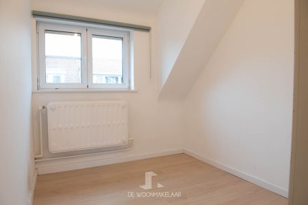 Bel-etage met 3 slaapkamers, garage en tuin op toplocatie - Frans De Cortlaan 18, Wilrijk - Te huur via De Woonmakelaar