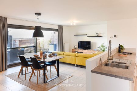Recent gelijkvloers appartement met 2 slaapkamers en ruim terras - Dorpsstraat 31, Niel - Te koop via De Woonmakelaar