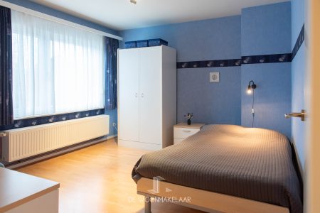 Woning met 5 slaapkamers, garage en tuin met weids uitzicht - Boerenkrijgstraat 32, Schelle - Te koop via De Woonmakelaar