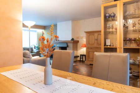 Woning met 5 slaapkamers, garage en tuin met weids uitzicht - Boerenkrijgstraat 32, Schelle - Te koop via De Woonmakelaar