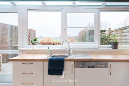 Woning met 5 slaapkamers, garage en tuin met weids uitzicht - Boerenkrijgstraat 32, Schelle - Te koop via De Woonmakelaar