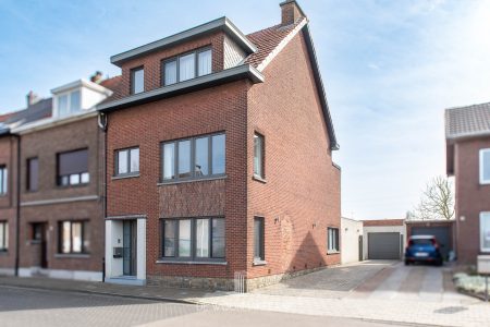 Halfopen bebouwing met 4 slaapkamers, zuidtuin en garage - Kapelstraat 149, Schelle - Te koop via De Woonmakelaar