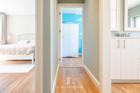 Stijlvolle woning met 3 slaapkamers, tuin en oprit nabij het park van Boom - Karel Ledeganckstraat 12, Boom - Te koop via De Woonmakelaar