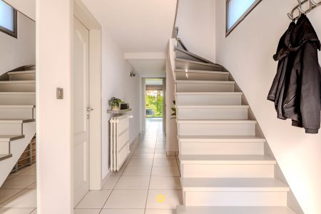 Instapklare halfopen bebouwing met 4 à 5 slaapkamers en EPC B op toplocatie - Cederlaan 2, Aartselaar - Te koop via De Woonmakelaar