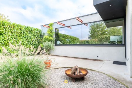 Instapklare halfopen bebouwing met magnifieke tuin en tuinkantoor - Morenhoekstraat 4, Rumst - Te koop via De Woonmakelaar