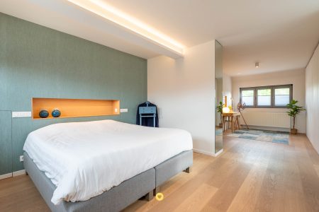 Instapklare halfopen bebouwing met magnifieke tuin en tuinkantoor - Morenhoekstraat 4, Rumst - Te koop via De Woonmakelaar