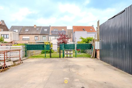 Halfopen bebouwing met praktijkruimte, 4 slaapkamers en zonnig tuin - Bosstraat 140, Boom - Te koop via De Woonmakelaar