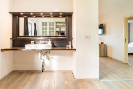 Energiezuinige villa in pastoriestijl met 4 à 5 slaapkamers, garage, zolder en zuidwest tuin - Tuinlei 36, Schelle - Te koop via De Woonmakelaar
