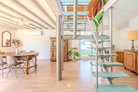 Vrijstaande villa met 3 slaapkamers, zonnige tuin en veel potentieel om naar eigen smaak op te frissen - Ahornelaan 5, Aartselaar - Te koop via De Woonmakelaar